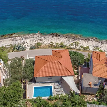 Vakantiehuis In With House Sea View