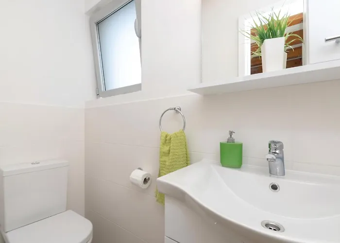 Vakantiehuis In With House Sea View