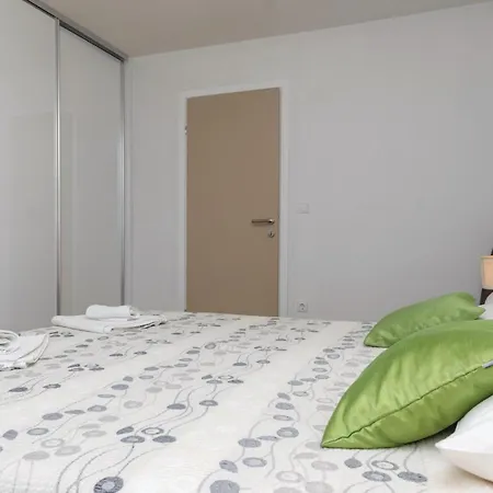 In With House Sea View