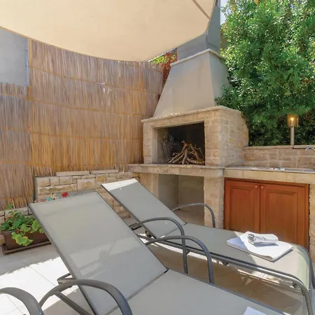 Hébergement de vacances In With House Sea View *