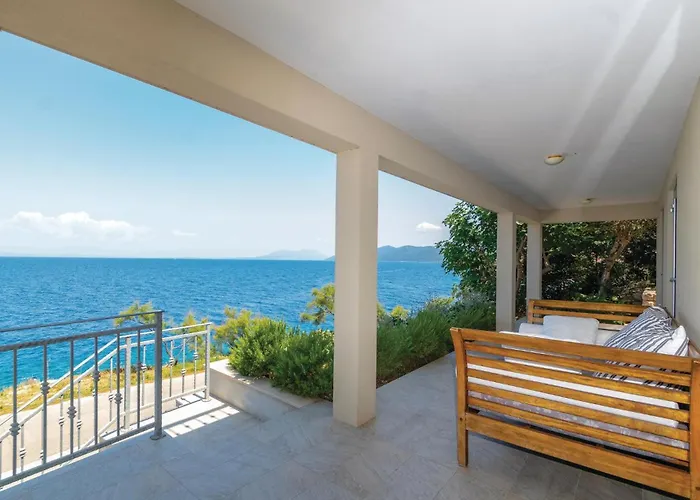 In With House Sea View